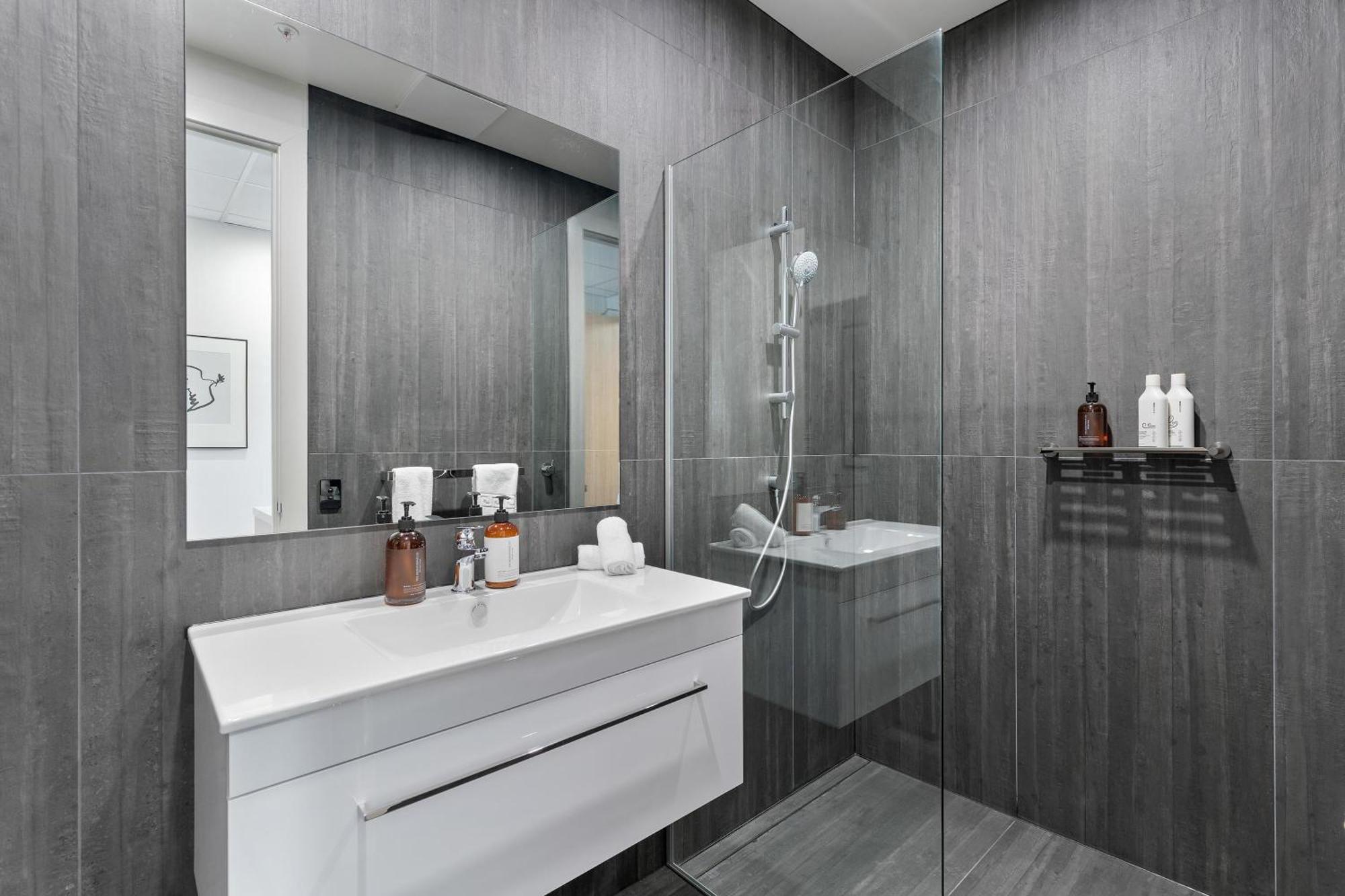 12Th Avenue Suites Queenstown Bagian luar foto