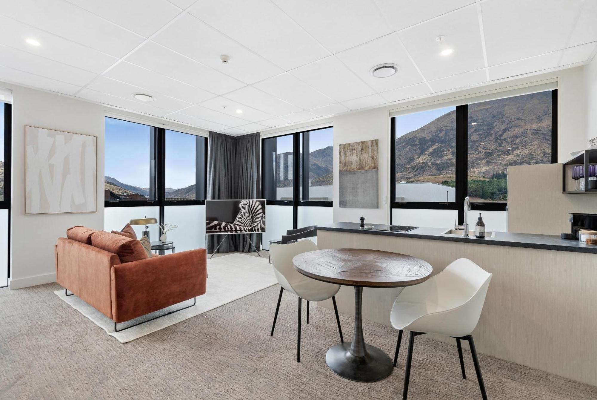 12Th Avenue Suites Queenstown Bagian luar foto