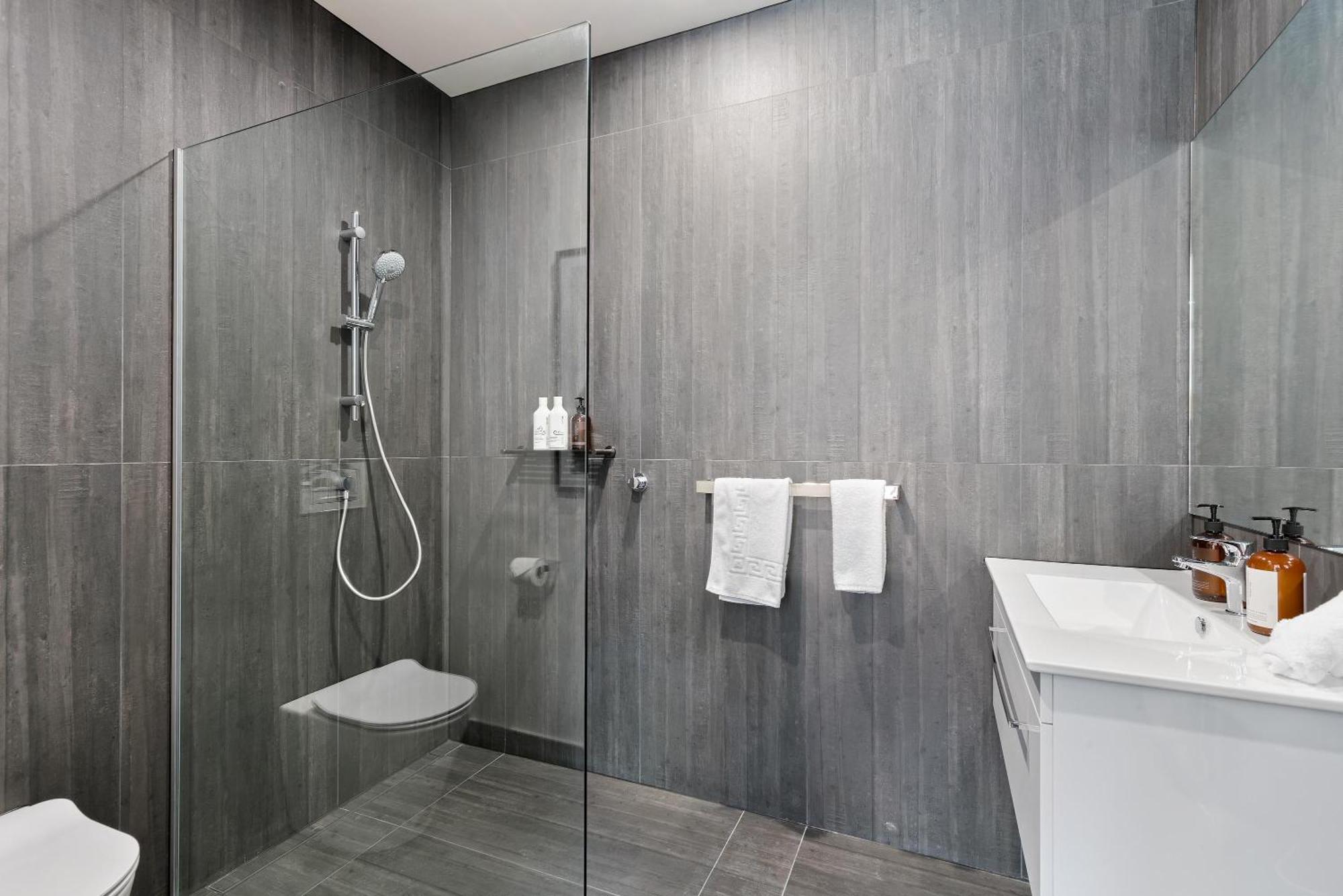 12Th Avenue Suites Queenstown Bagian luar foto