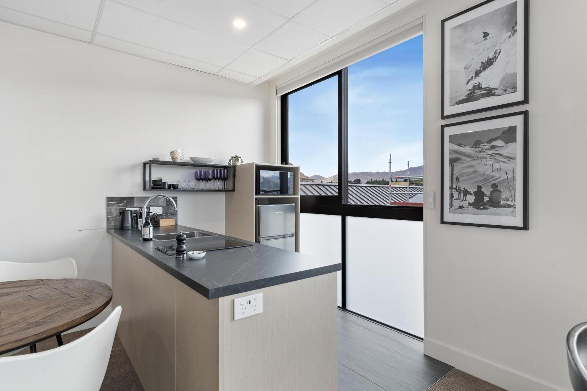 12Th Avenue Suites Queenstown Bagian luar foto