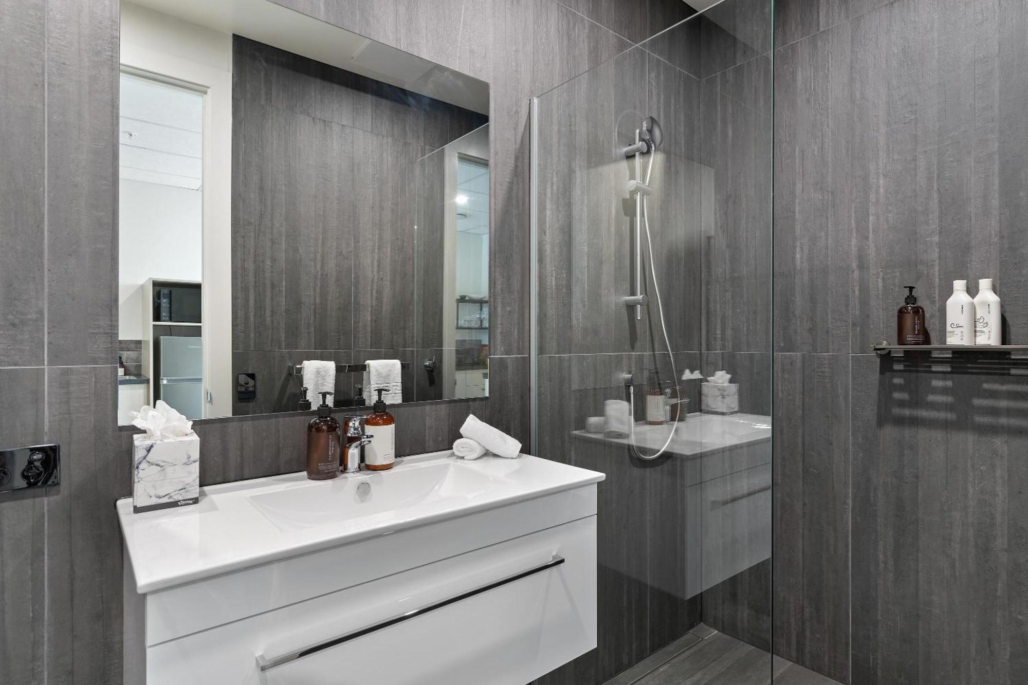 12Th Avenue Suites Queenstown Bagian luar foto